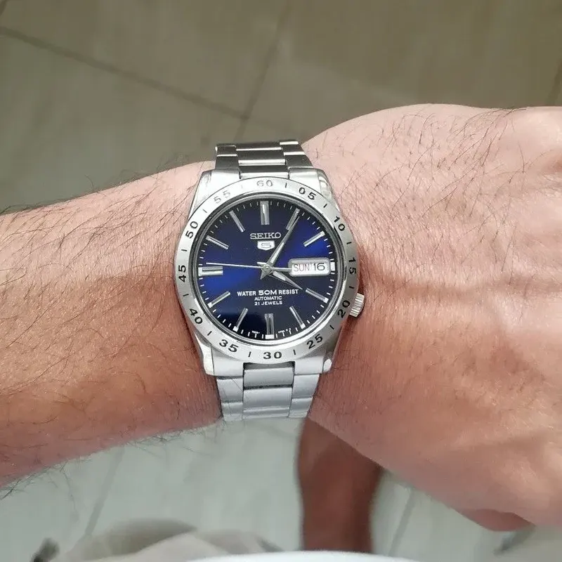 Seiko 5 Automatic Blue Dial Day Date Men's Watch- SNKD99k1